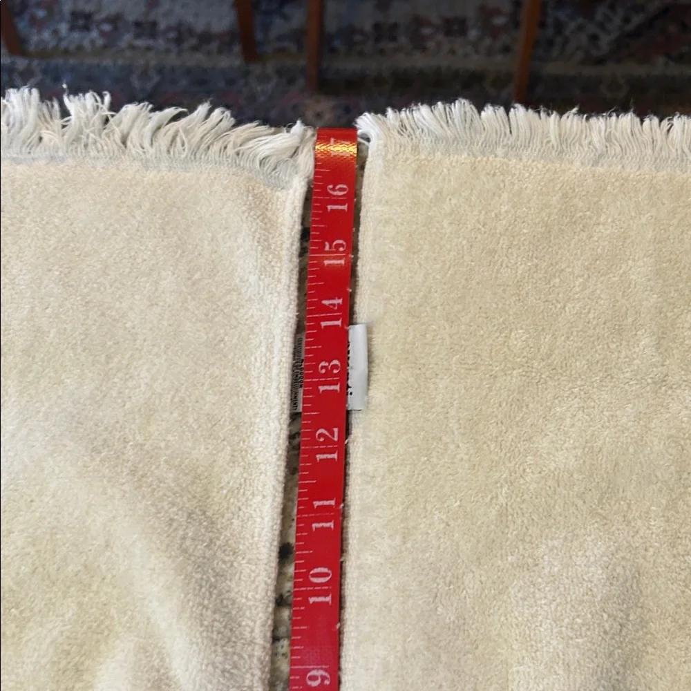 Avanti Cream Decorative Towels